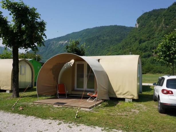 campinglago it offerta-agosto-camping-direttamente-sul-lago-con-glamping 007